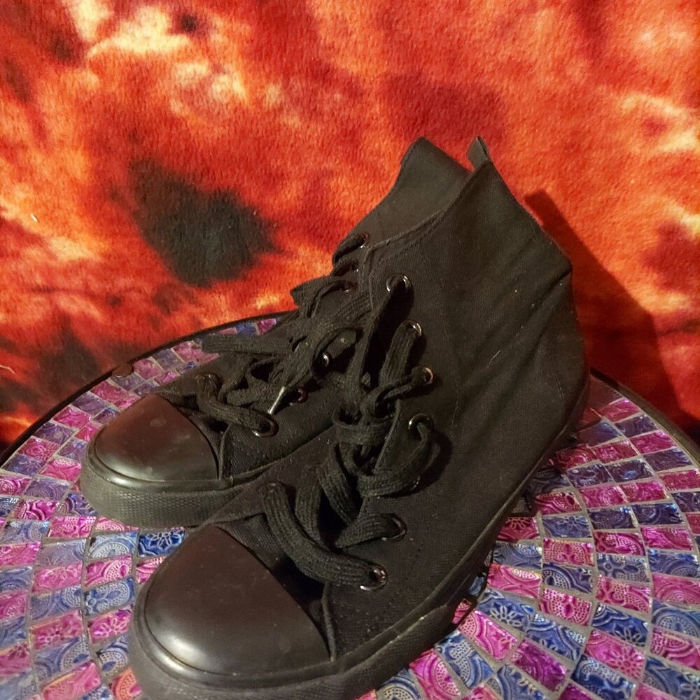 mossimo black canvas high tops sneakers trainers